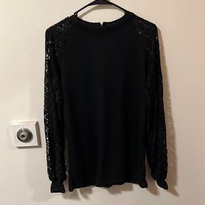 Miholl medium black long sleeve